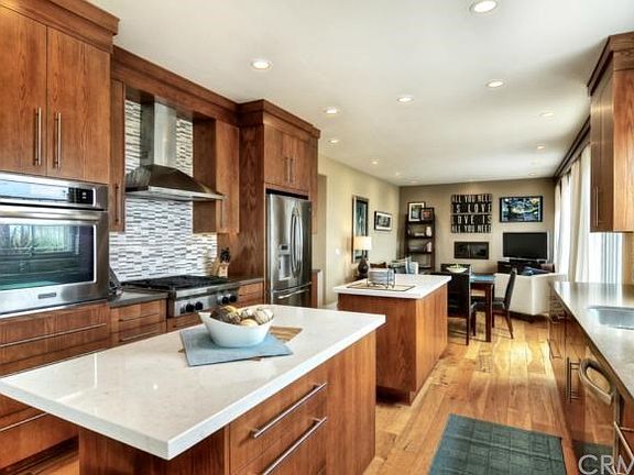 Split Islands for Chef and Sous Chef