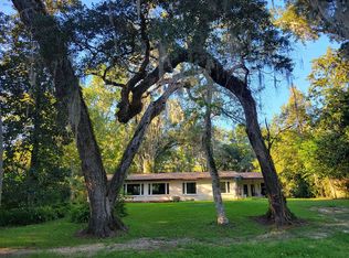 4809 Riverside Dr, Yankeetown, FL 34498