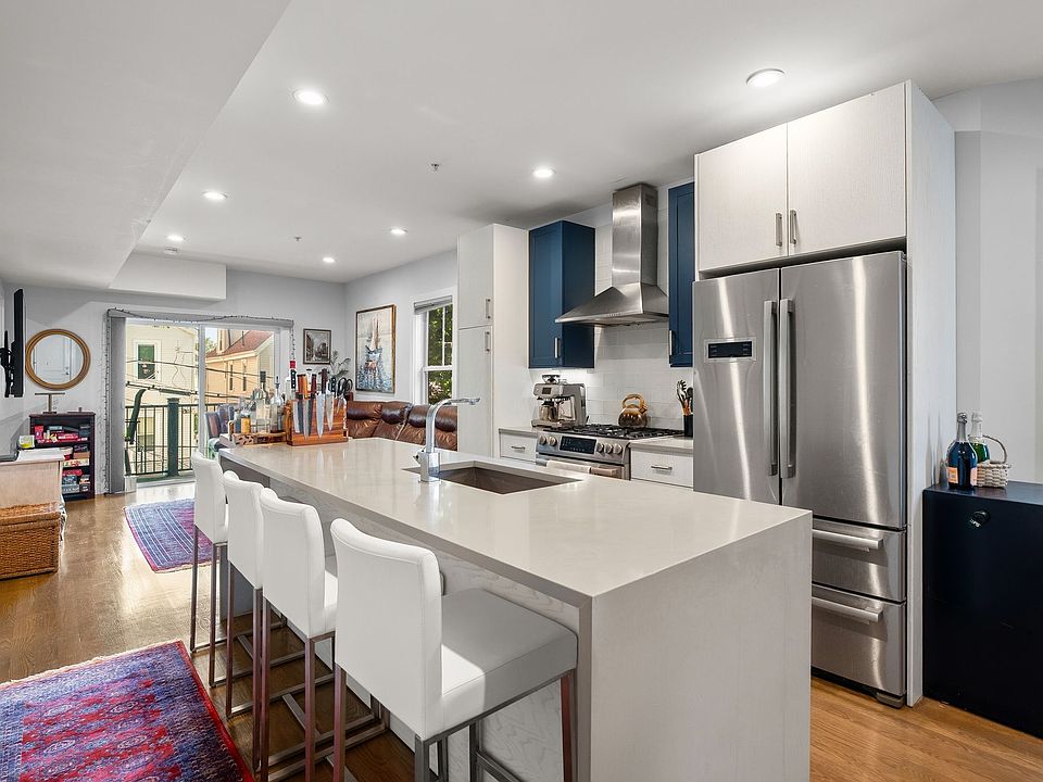 1st image of 56 Sudan St #2