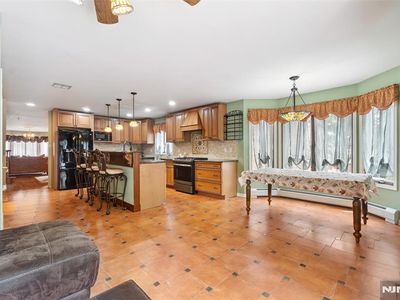 16 Oakdene Ave, Cliffside Park, NJ, 07010