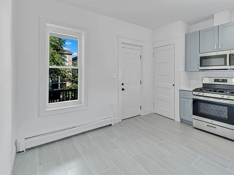 145A E Jersey St #2 — Photo 9