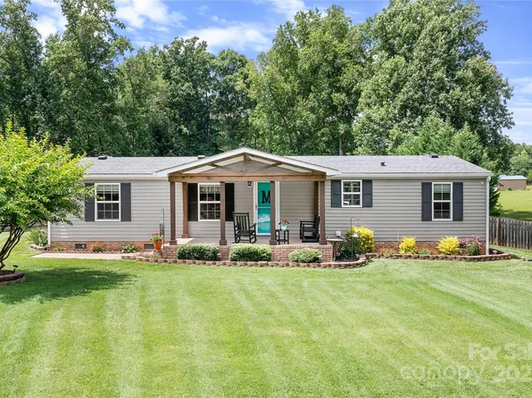 1489 L R Schronce Ln, Iron Station, NC 28080