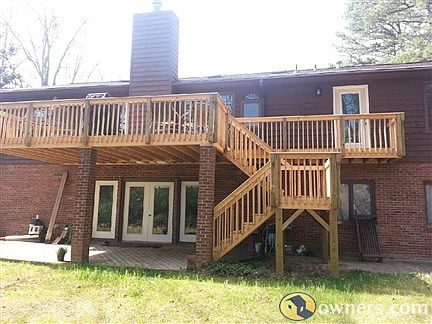 Gorgeous new deck w/multi levels