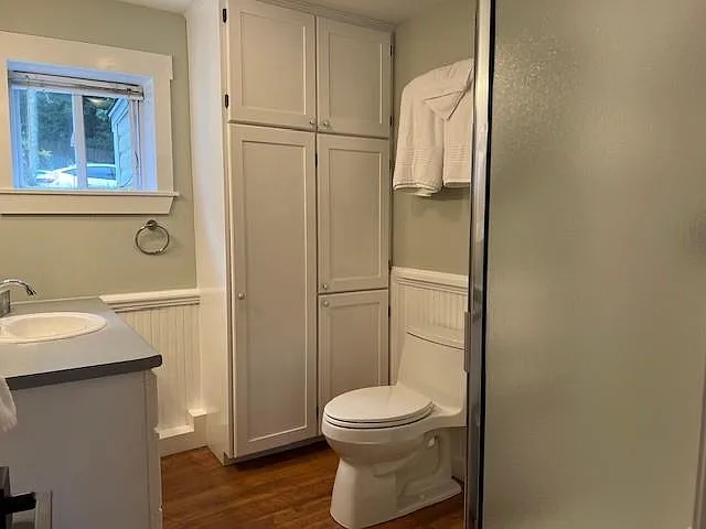 75 Winter Rd — Photo 24