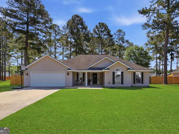 225 Cyane Ln, Guyton, GA 31312
