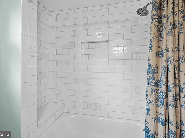 20 Barclay St — Photo 22