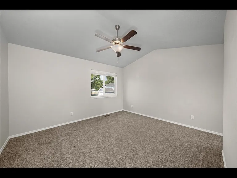 18315 E Desmet Ave — Photo 14