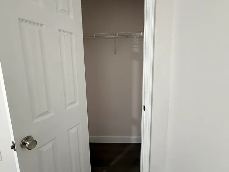 2509 Thorngate Dr — Photo 14
