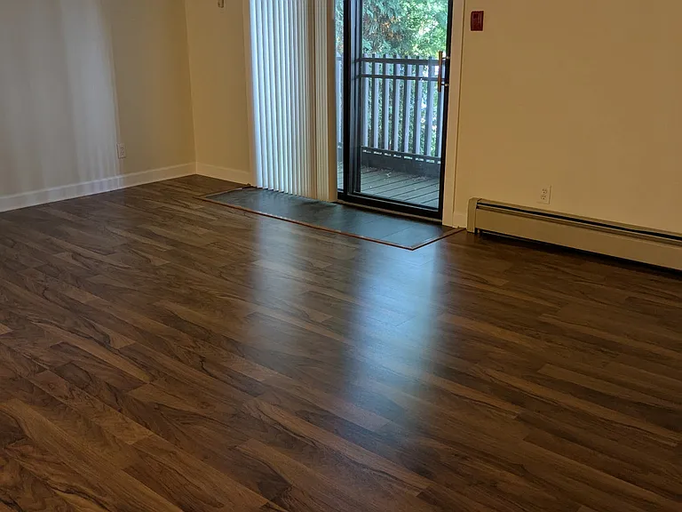 1518 E Longview Dr #6 — Photo 1