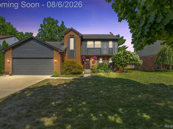 19360 Shadyside St, Livonia, MI 48152