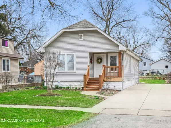 134 N Calhoun St, Aurora, IL 60505