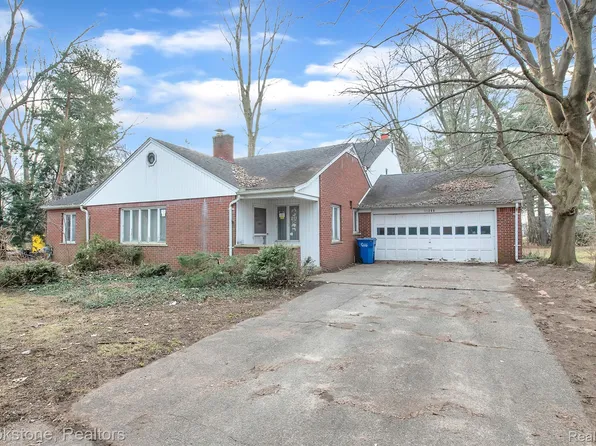 11200 Chicago Rd, Warren, MI 48093