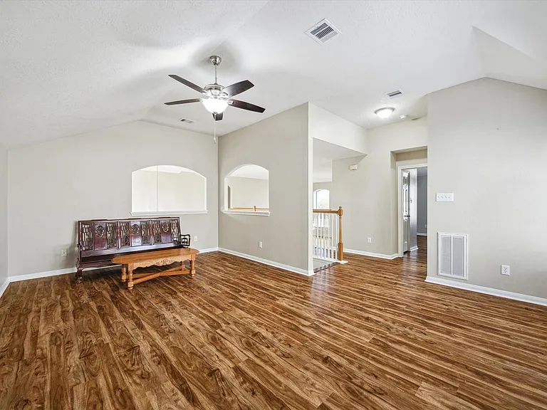 4318 Chestnut Grv — Photo 10