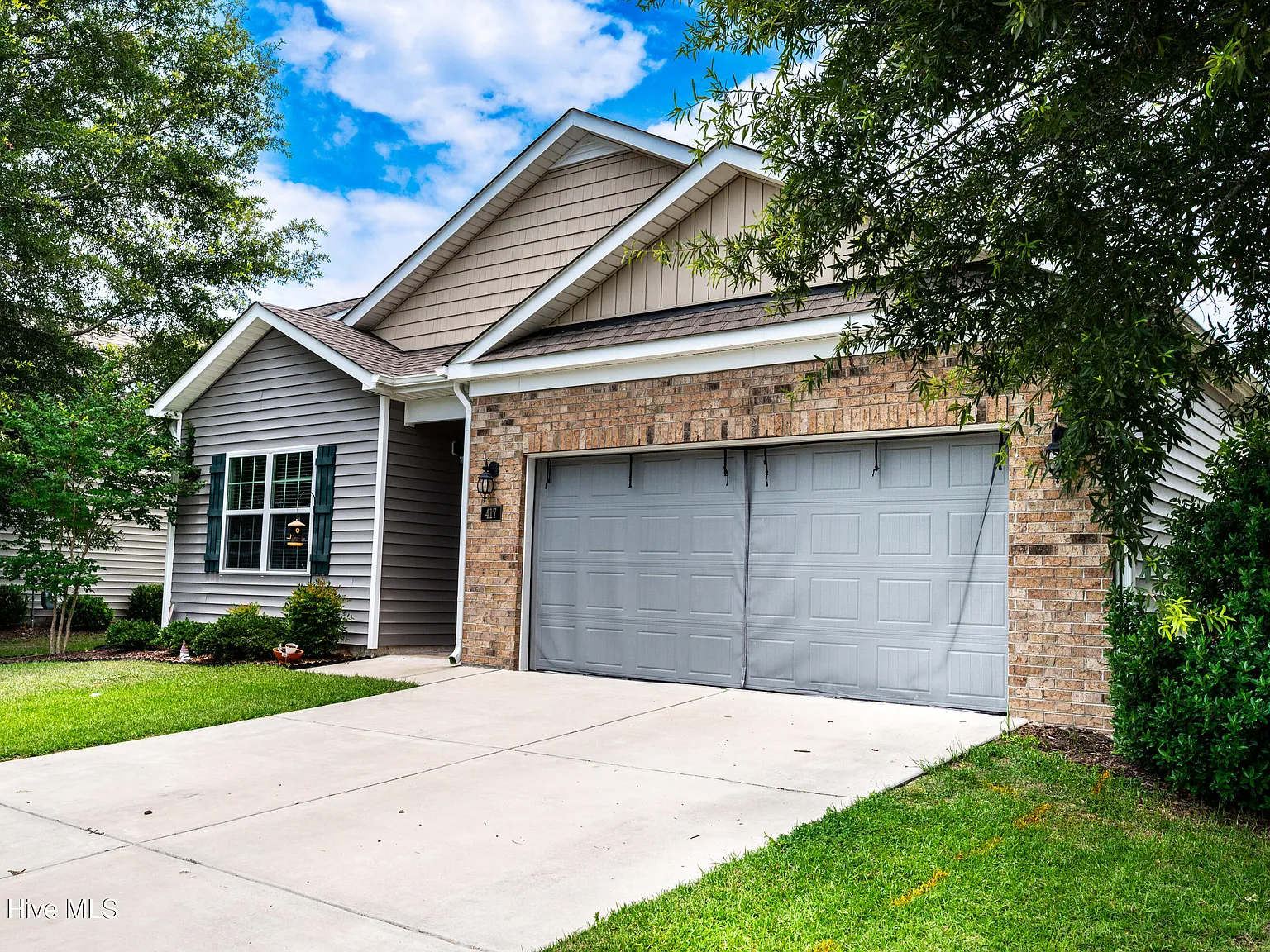 4 bed, 2.0 bath, 1791 sqft, $2,200 — Photo 2