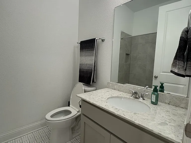 4516 Hammerstein Blvd — Photo 53