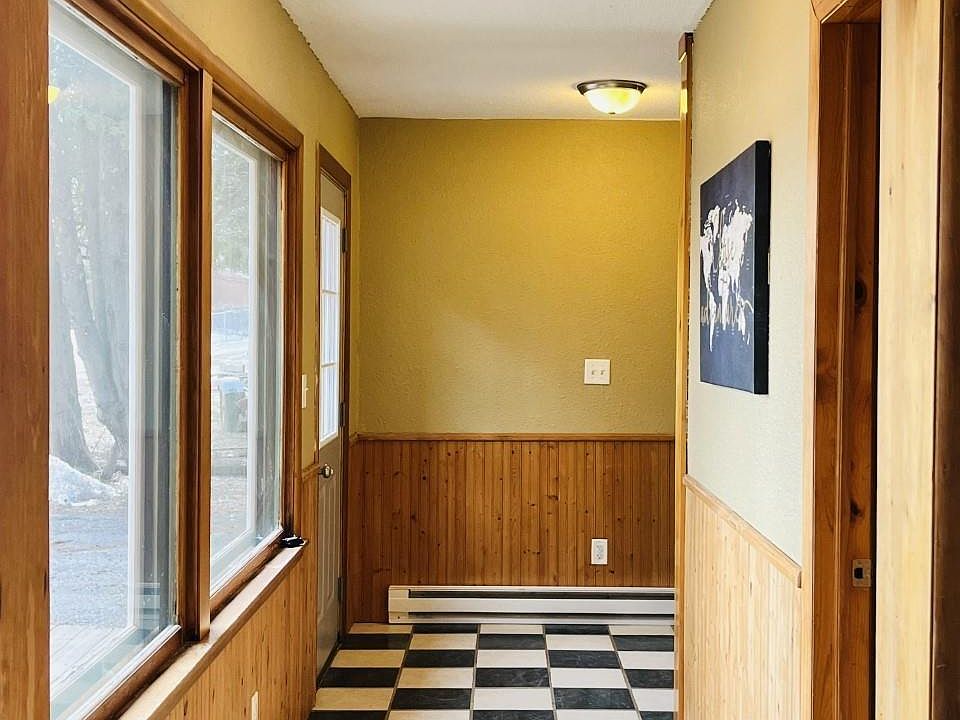 1210 8th Ave, Two Harbors, MN 55616 Zillow