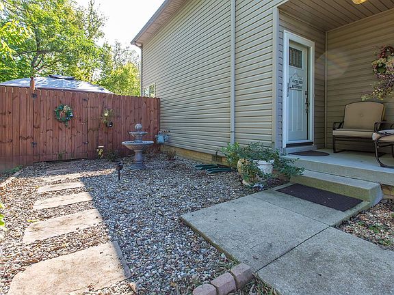 2nd image of 3630 Walden Dr #3632