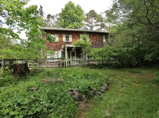 703 Carter Bridge Rd, Greenville, NY 12083