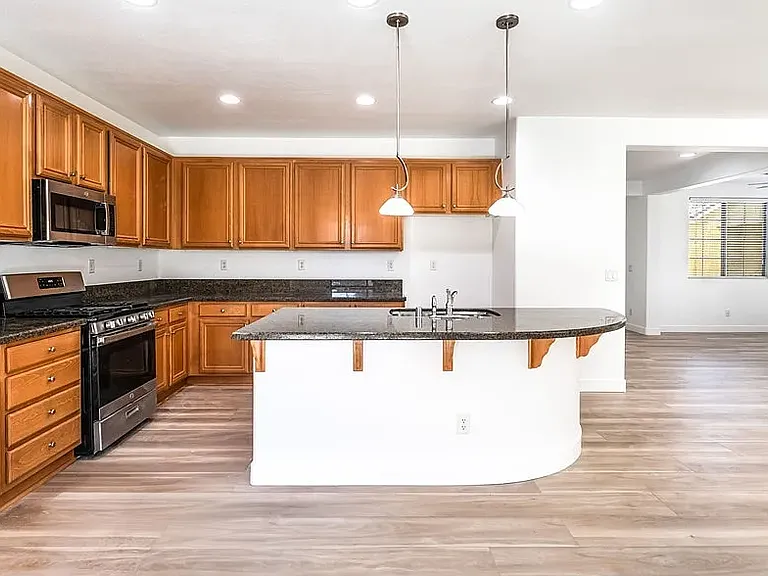 4333 Desert Haven Ave — Photo 9