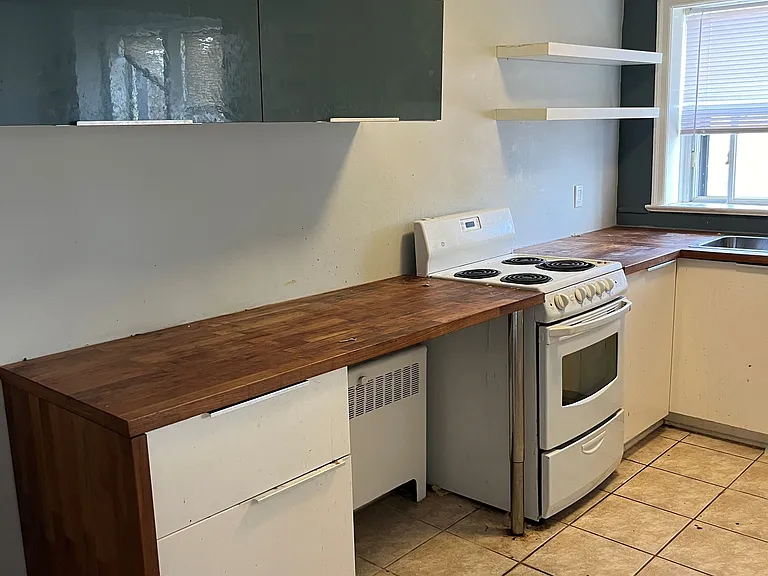 372 Wellington Hts #14 — Photo 10