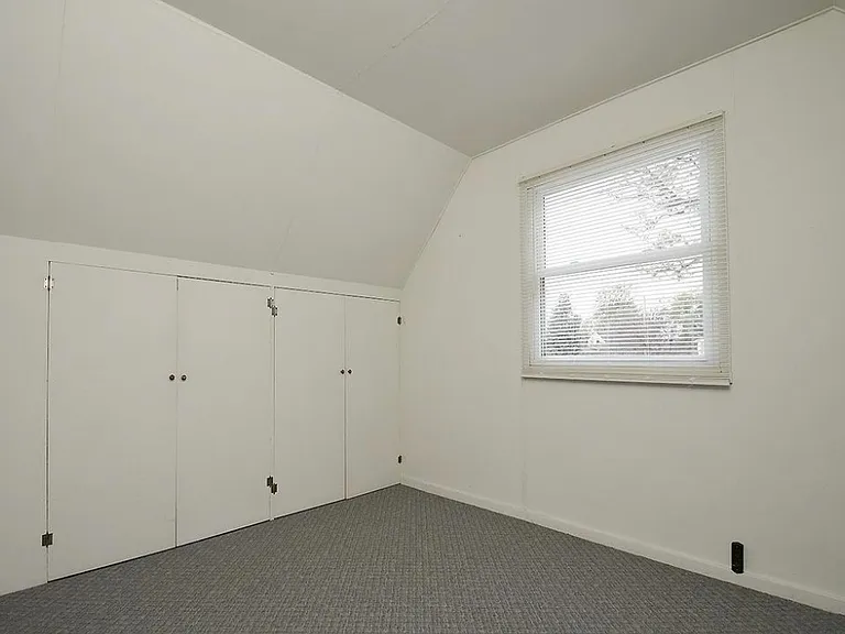 4526 Randolph St — Photo 24