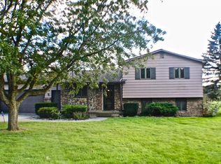 10123 McEnrue Dr, Clayton Twp, MI 48473