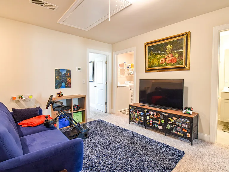741 Prairie View Dr #1 — Photo 12