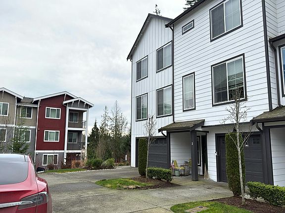 2nd image of 2007 101st Ave SE #2