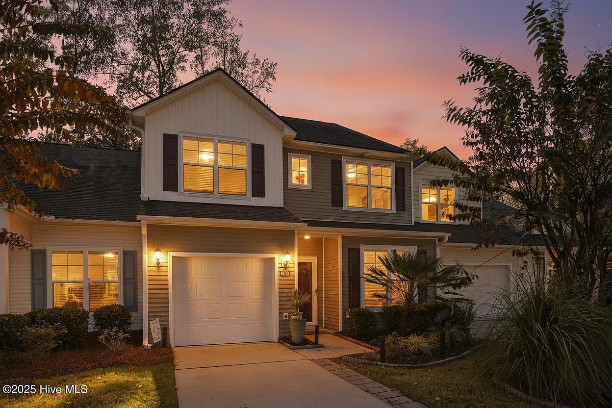 3 bed, 2.5 bath, 1924 sqft, $2,550 — Photo 3