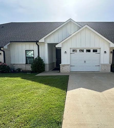 10754 County Road 169 Photo 1