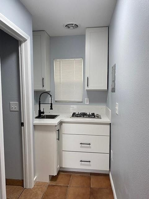 1st image of 225 S Highway 101 APT 8A