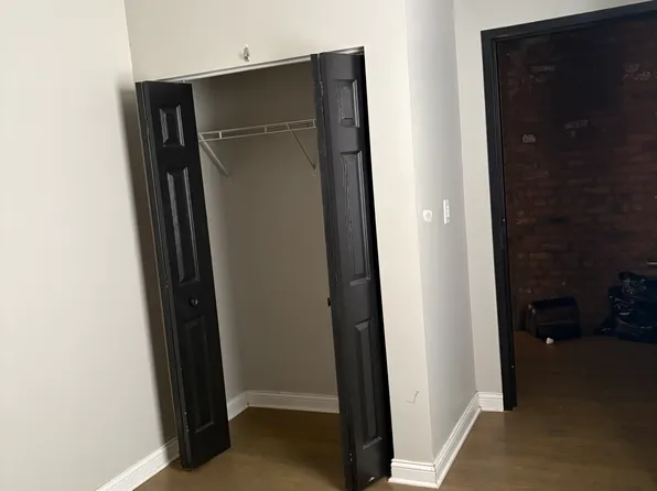 2746 W Madison St #3, Chicago, IL 60612