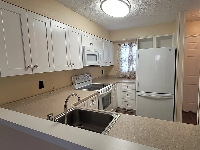412 Wright St #104 — Photo 25