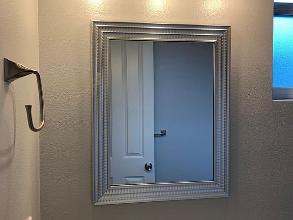 4th image of 3213 Gleneeden Way Unit 2