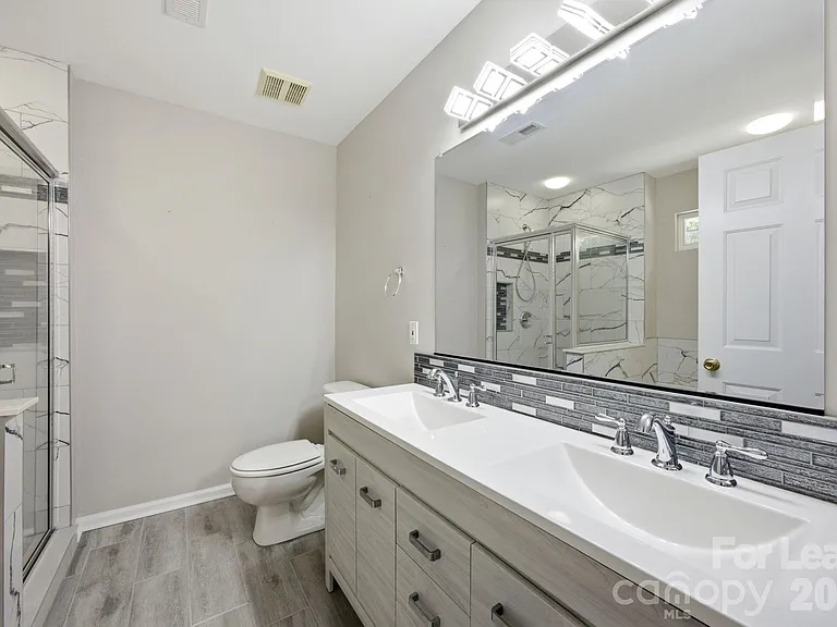 1804 Robinwood Village Dr — Photo 19