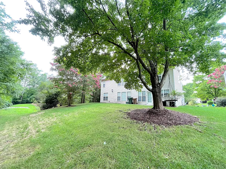 422 Selwood Pl — Photo 45