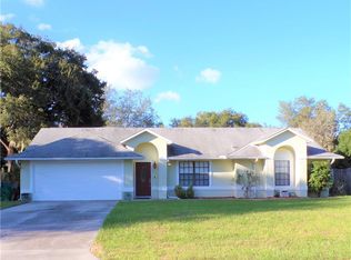 1040 N Harbor Dr, Deltona, FL 32725