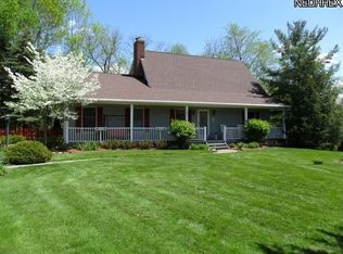 1055 Lancaster Dr, Medina, OH 44256