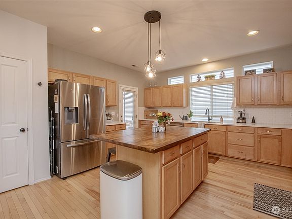 5th image of 6622 FRANCIS Avenue SE