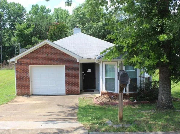 6592 Browns Mill Ferry Dr, Lithonia, GA 30038