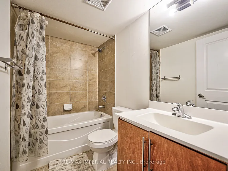 330 Burnhamthorpe Rd W #1108 — Photo 10
