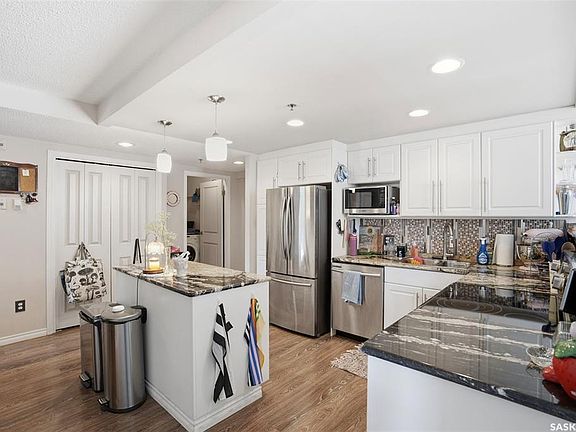 4th image of UNIT 308-525 3rd AVENUE
