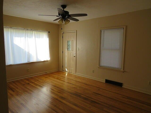 1st image of 76 Barney Blvd