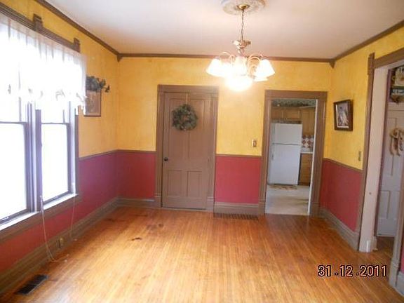 2nd image of 1010 N Livingston St