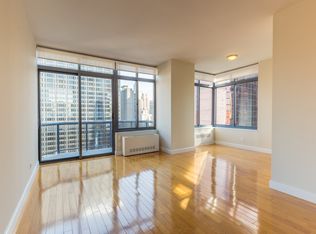 235 W 48th St APT 32B, New York, NY 10036