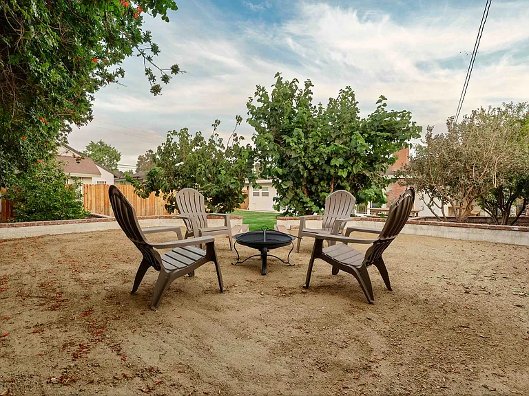 2253 Gorman St — Photo 14