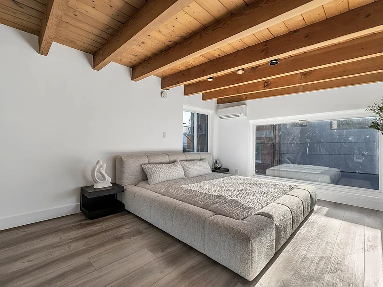 24 20th Ave #12B — Photo 8
