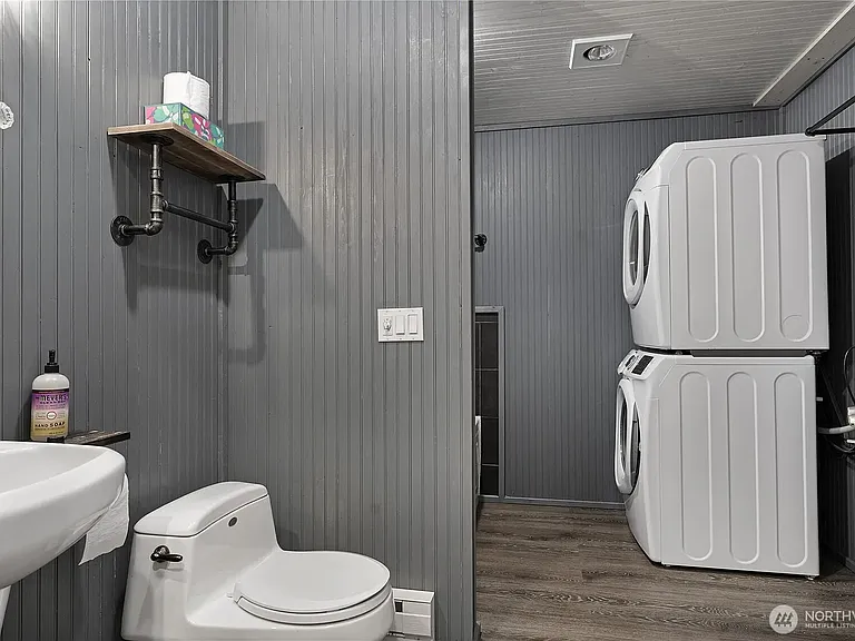 22445 Sunridge Way NE — Photo 12