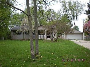 763 Henderson Rd, Howell, MI 48855