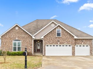 272 Bellshire Dr, Clarksville, TN